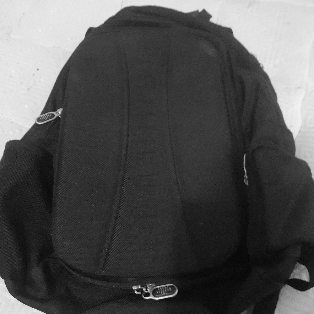 Speaker bookbag works perfect hasn't been used
